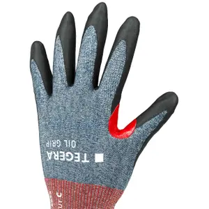 Cut-Resistant Gloves TEGERA Crf Oil Grip 8855 image-1