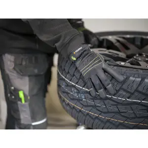 Protective gloves with a good fit TEGERA image-1