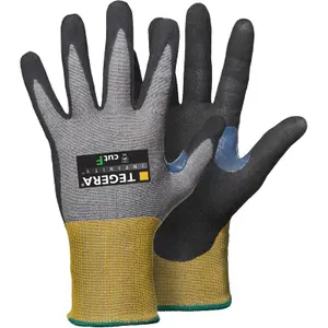 Synthetic protective gloves TEGERA CRF Omni Infinity image-0