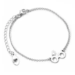 Pulsera con charm de gafas y rayo para mujer The Carat Shop Harry Potter
