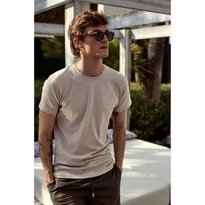 T-shirt The Resort Co image-1