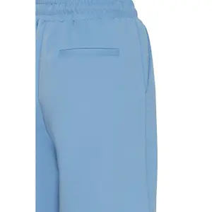 Pantalón corto de mujer TheJoggConcept Sima image-2