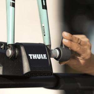 Portabicicletas de techo Thule Fastride image-5