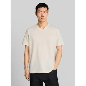 Printed V-Neck T-Shirt Tom Tailor image-1