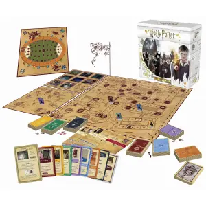 A year at Hogwarts board games Topi Games Harry Potter image-0