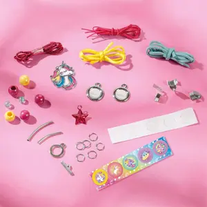 2 in 1 unicorn bag and jewelry kit Totum image-1