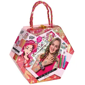 Creative hairstyle &amp; tattoo case Totum image-0