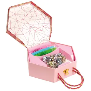 Creative hairstyle &amp; tattoo case Totum image-1