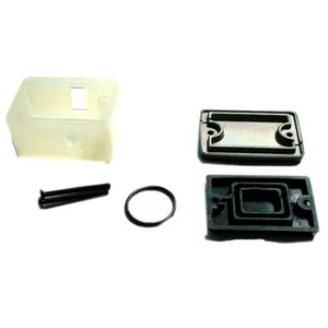 Kit de reservatório do cilindro principal do travão para motos Tourmax Honda Rvr-102 Cb 1100 R image-0