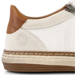 Trainers Travelin Coventry image-6