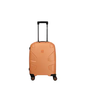 Maleta con puerto USB+USB-C travelite IP1 Trolley S image-0