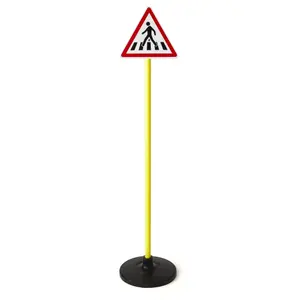 Panneau de signalisation routière passage pour piétons Tremblay CT image-0