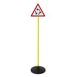 Roundabout sign Tremblay CT image-0