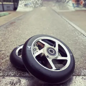 5-spoke scooter wheel Trigger image-1