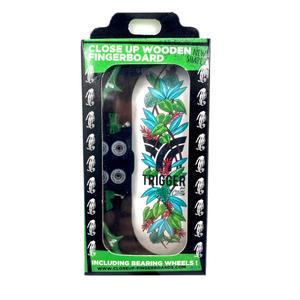 clfstegr-pattino-con-le-dita-trigger-close-up-eden-verde-tu