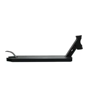 radebl-freestyle-skateboard-deck-trigger-raid-black-53x12-cm