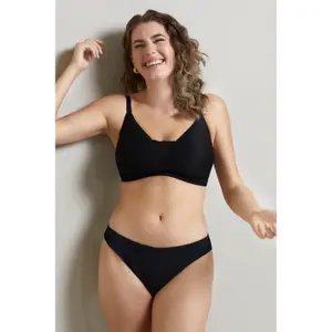 Non-Wired Bra with Padded Cups for Women Triola 18000 image-3