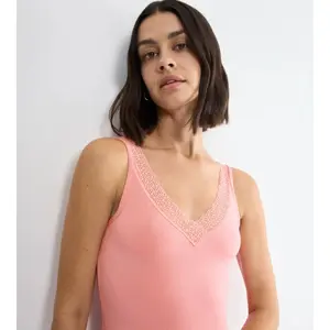 Γυναικείο αμάνικο μπλουζάκι Triumph Feel of Modal Tank Top image-4