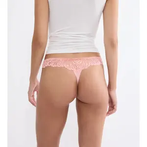 Women's thong Triumph Pretty Micro image-3