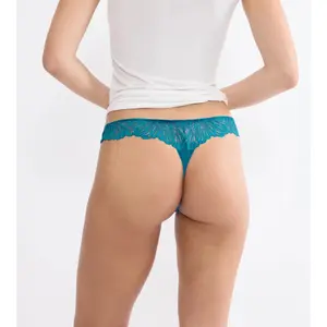 Women's thong Triumph Pretty Micro image-3