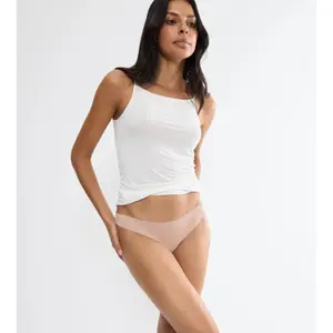 Women's thong Triumph Pretty Micro image-2