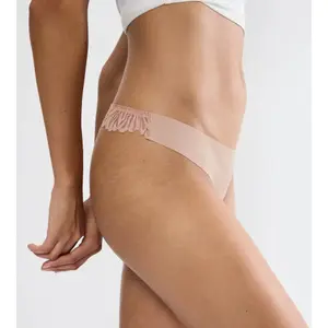 Women's thong Triumph Pretty Micro image-4