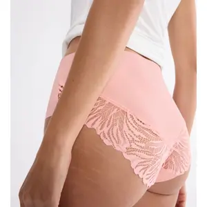 Women's panties Triumph Pretty Micro Maxi image-4