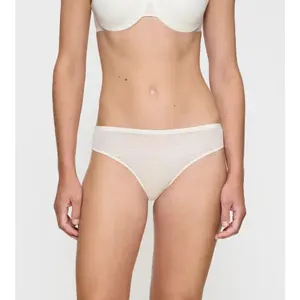 Γυναικείο σλιπάκι Triumph Signature Sheer image-1