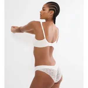 Women's bra Triumph Body Make-Up Illusion Curve W01 image-2