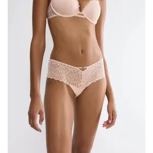 Koronkowe figi damskie Triumph That Night In Vegas image-1