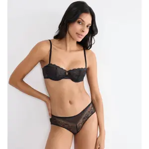 Γυναικείο στηθόδεσμος μπαλκονέ Triumph Comfort Allure image-1