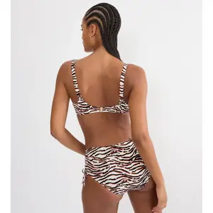 Women's swimsuit top Triumph Wild WP image-5