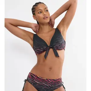 Women's swimsuit top Triumph Wild W image-2