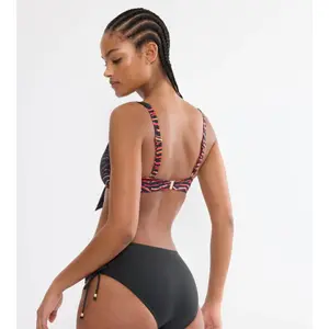 Women's swimsuit top Triumph Wild W image-5