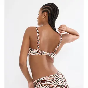 Women's swimsuit top Triumph Wild W image-3