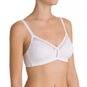 Women's cotton bra Triumph Beauty image-1