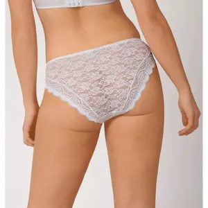 Women's tai panties Triumph Amourette 300 Magic Wire image-3