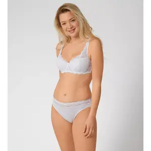 Women's tai panties Triumph Amourette 300 Magic Wire image-1