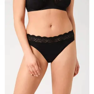 Women's tai panties Triumph Amourette 300 Magic Wire image-2