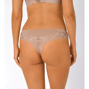 String brasilianisch Frau Triumph Lovely Micro image-2