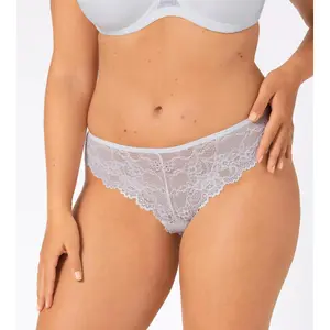 Brasiliansk g-streng til kvinder Triumph Tempting Lace image-1