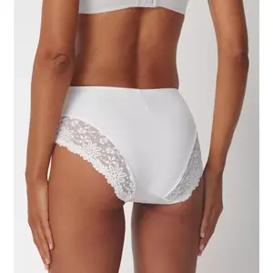 Braguitas de mujer Triumph Ladyform Soft Maxi image-3