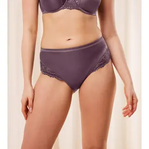 Women's knickers Triumph Ladyform Soft Maxi image-1