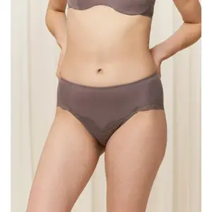 Trusser til kvinder Triumph Natural Spotlight Maxi image-1