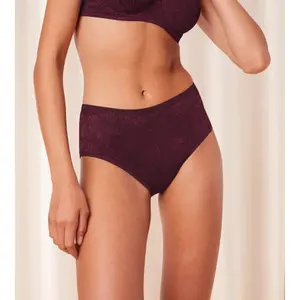 Női alsó nadrág Triumph Amourette Charm T Maxi02 image-1