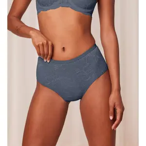 Braga mujer Triumph Amourette Charm T Maxi02 image-0