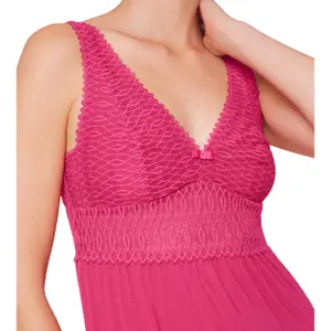 Woman's nightie Triumph Aura Spotlight NDK 03 X image-3