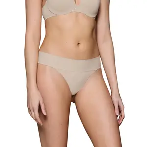 String Damen Triumph Make-Up Illusion EX