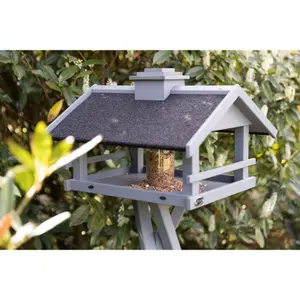 Alimentador para aves com pé e silo Trixie image-6