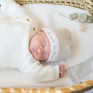 Newborn baby hat Trois Kilos Sept image-1